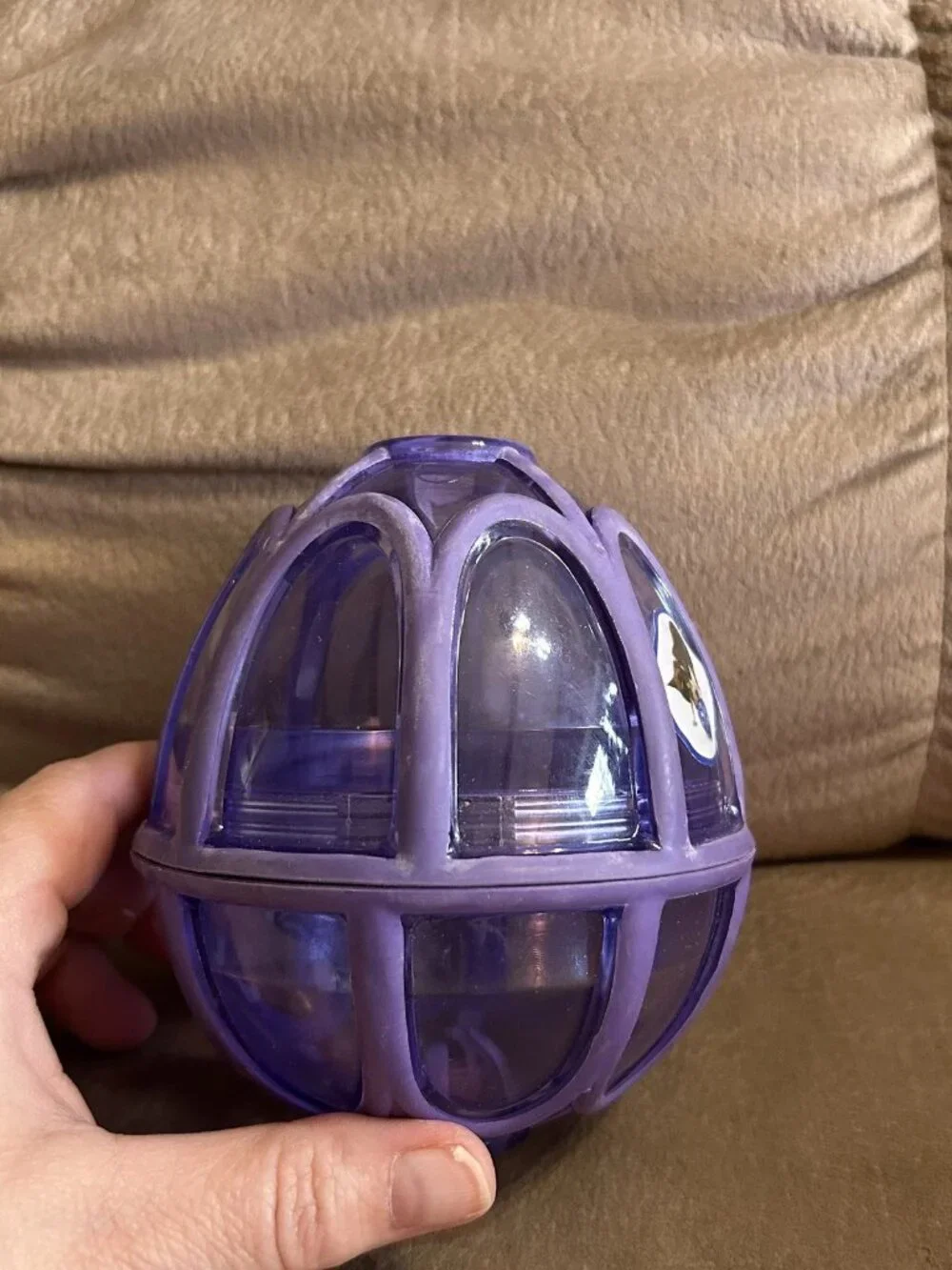 NWOT PetSafe Busy Buddy Kibble Nibble Treat Dispenser Dog Toy in Purple